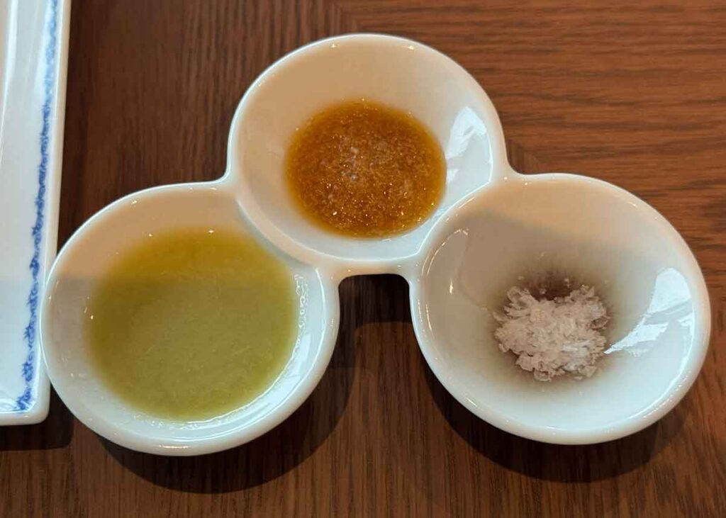 左からわさびだれ、おろしだれ、マルドン シーソルト